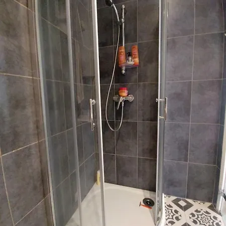 Agencia Pro - Very Luminous - Near Tram And City Center *